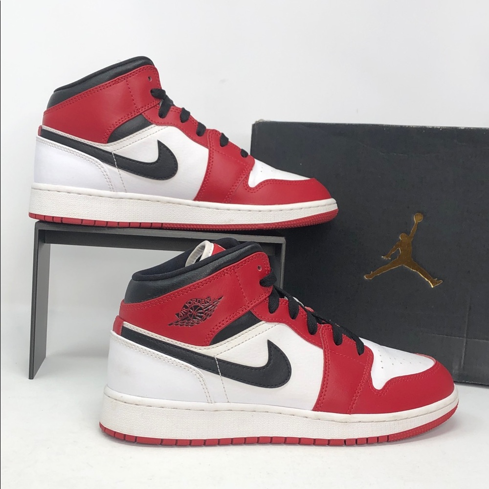 Nike Air Jordan 1 Mid (GS) 2020 Chicago 554725-173 Youth Sneakers - Size 6.5Y